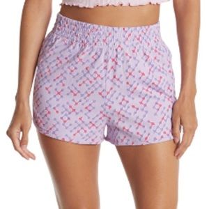 NWT ABOUND Dolphin Hem Shorts